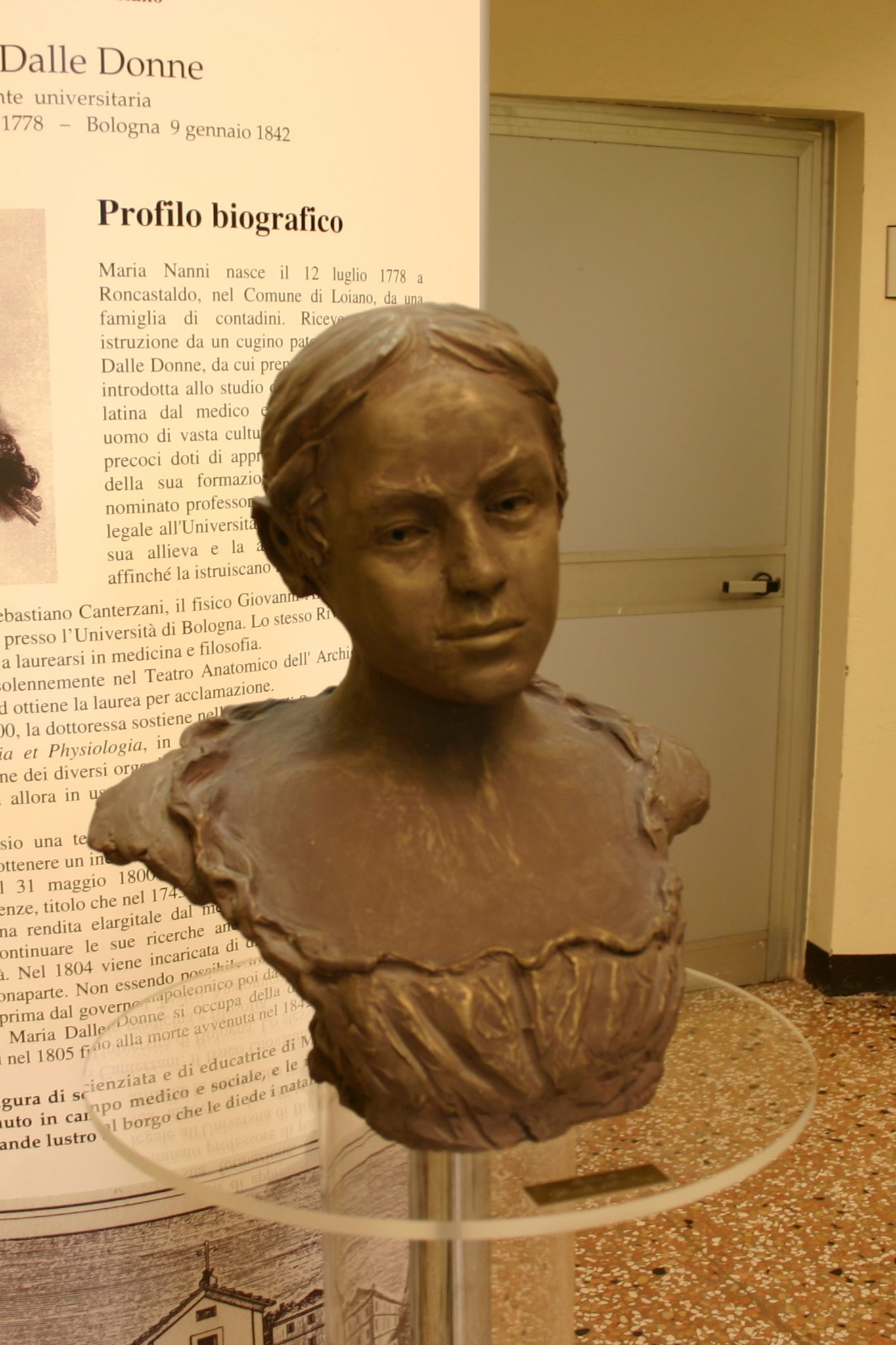 Maria%20Dalle%20Donne%27s%20bust%2C%20Loiano%20-%2004.JPG